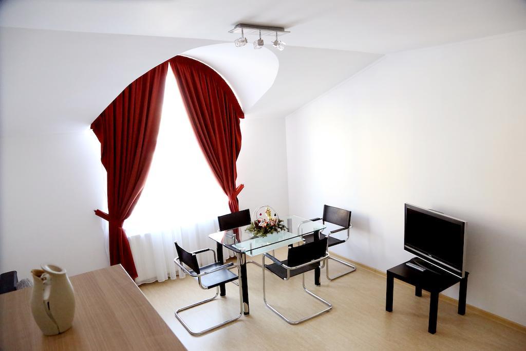 Vila Nona Apartment Sibiu Chambre photo